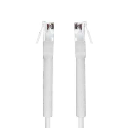 Til korte fleksible UTP-netværkskabler Cat.6 0,25 m med klare RJ45-stik og tydelige stikforbindelser øverst.