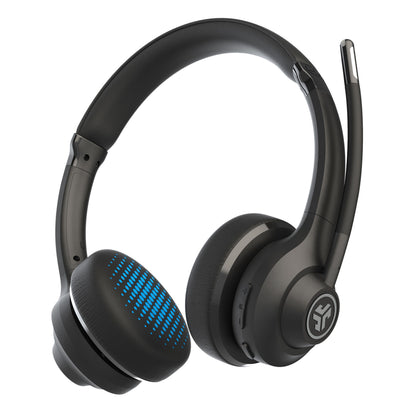 JLab GO Arbejde trådløst headset med mikrofon, blå LED på ørekop, afrundede ørepuder, JLab-logo, 45 timers batteritid.
