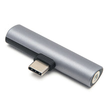 Linocell USB-C til USB-C og 3,5 mm lydadapter, kort cylindrisk metaldesign, til hovedtelefoner uden lydport.