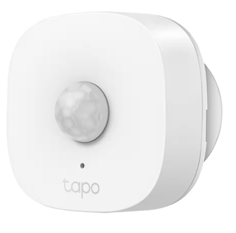Tapo T100 bevægelsessensor, hvid, firkantet med afrundede hjørner, centralt kuppelformet sensor, LED og "tapo"-logo.