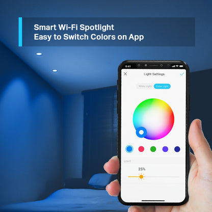 TP-Link Tapo L630 Smart RGB LED-pære GU10, Wi-Fi styret, farveskift via app, hånd med mobil og farvehjul.