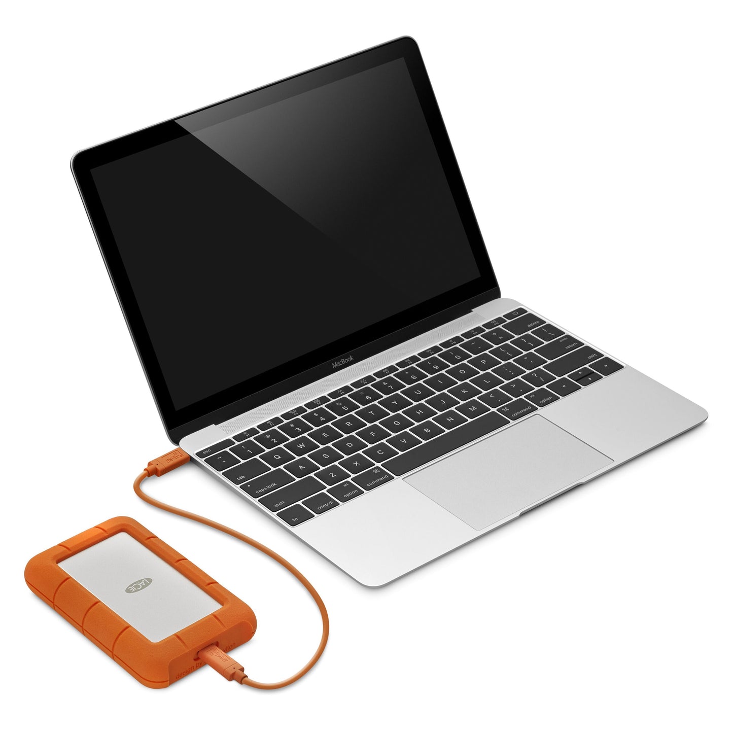 Lacie Robust ekstern harddisk 5 TB orange/sølv tilsluttet sølvfarvet laptop med sort tastatur via orange kabel.