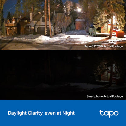 Tapo C325WB trådløst overvågningskamera ColorPro Night Vision 2K QHD natbillede sammenlignet med mørkt smartphone-foto.