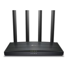 TP-Link Archer AX12 sort trådløs router med fire opretstående antenner og frontindikatorer.
