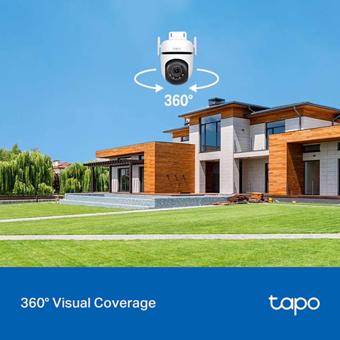 TP-Link Tapo C520WS trådløst overvågningskamera monteret over hus, viser 360° visuel dækning og tapo-logo.