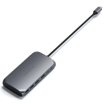 Satechi M1 USB-C Multiadapter med USB, HDMI og SD-port samt lang, tynd kabel med USB-C stik.
