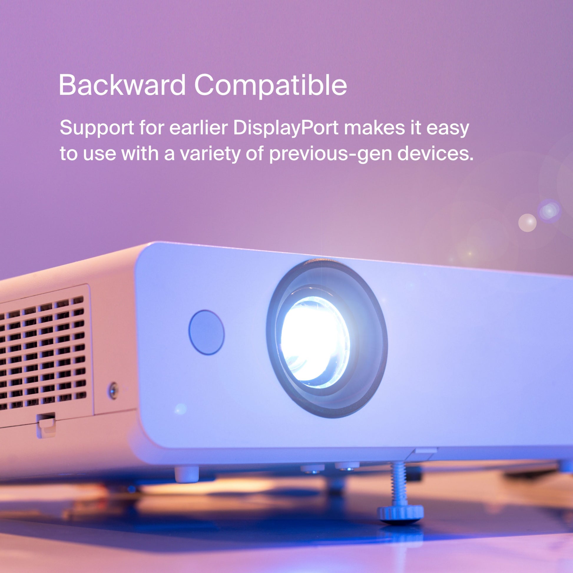 Belkin USB-C til DisplayPort kabel 2 m, sort, DisplayPort 1.4, 8K/60Hz vises tæt på med tydelig port og stik.