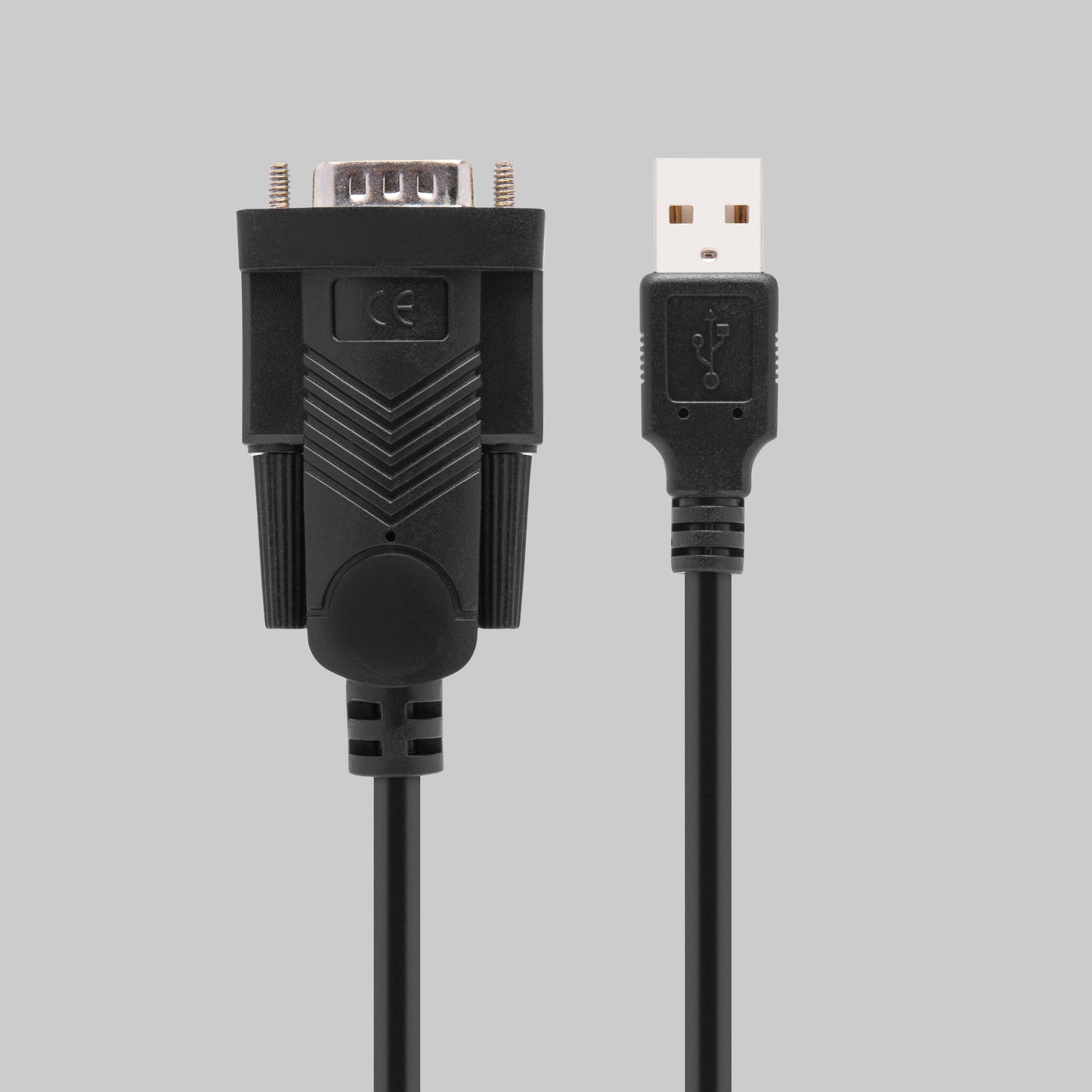 Plexgear Adapter USB-A til serielt, USB-A stik højre side, DB9 RS-232 VGA stik venstre side.
