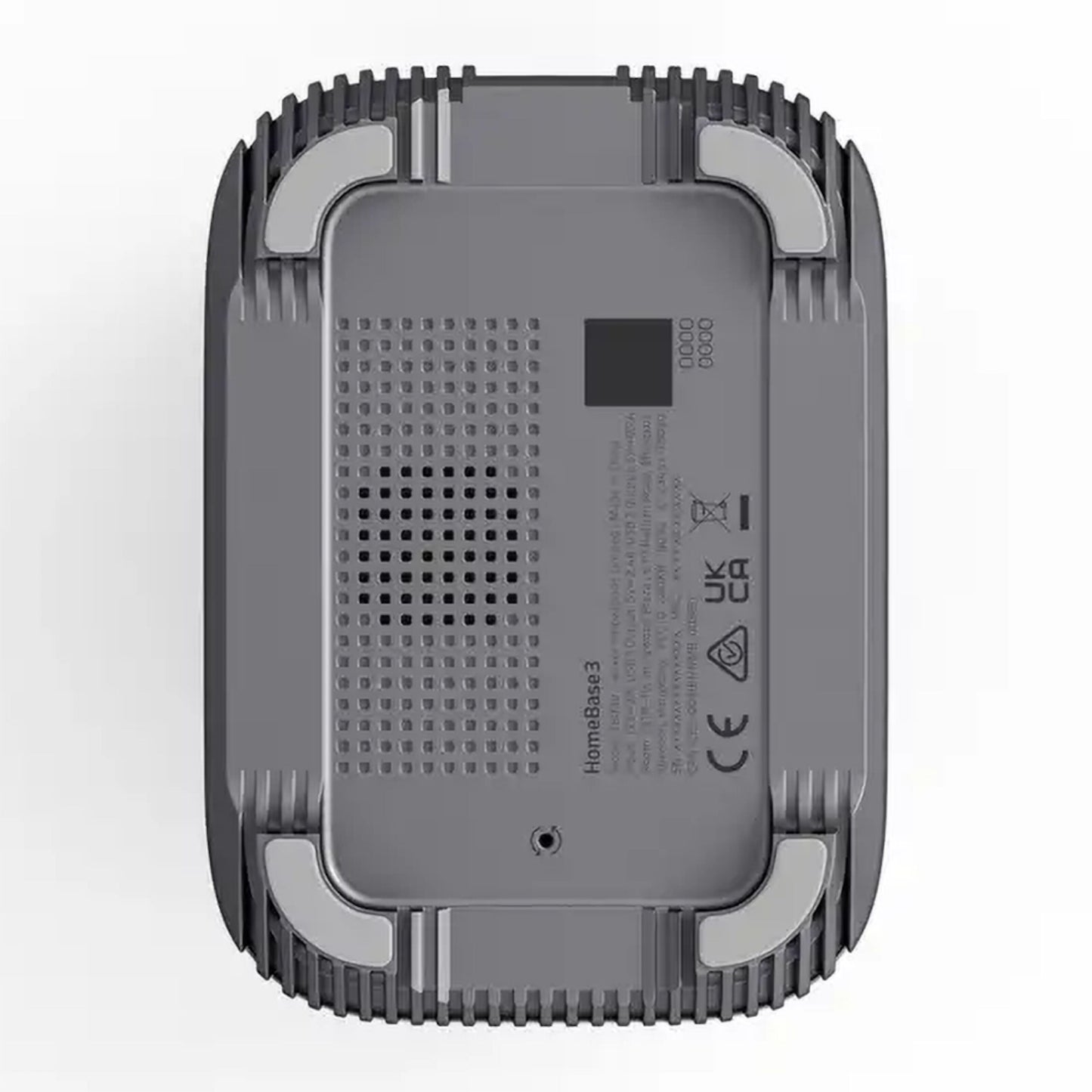Eufy S380 HomeBase 3 16 GB underside med ventilationshuller, brandgummifødder, certifikater og tekniske detaljer.