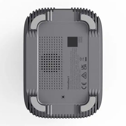 Eufy S380 HomeBase 3 16 GB underside med ventilationshuller, brandgummifødder, certifikater og tekniske detaljer.