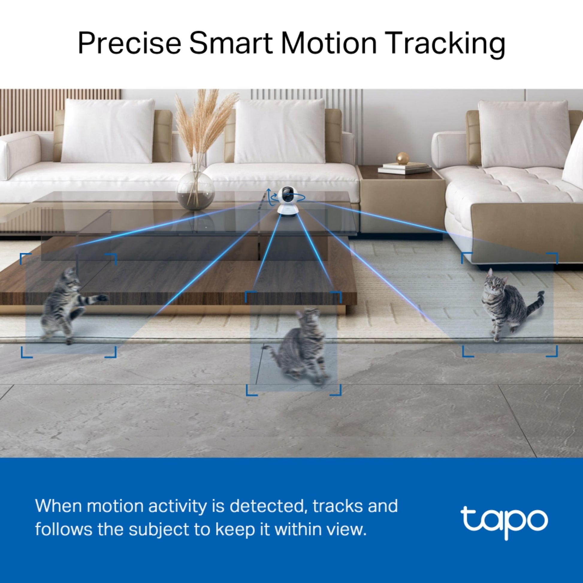 Tapo C220 Pan/Tilt AI trådløs overvågningskamera på sofabord, blå sportslinjer, tekst: Præcis Smart Motion Tracking, tapo.