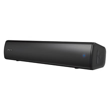 Creative Scene Air V2 sort rektangulær Bluetooth-soundbar med meshfront, powerknap og blå indikatorlys på siden.