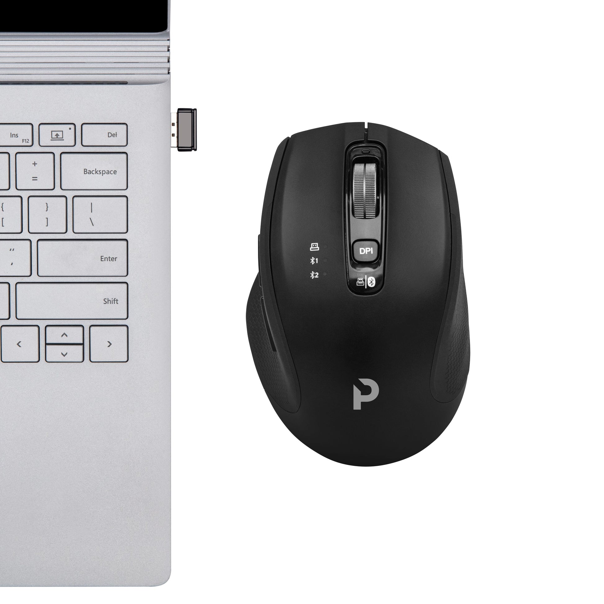 Sølvfarvet laptop med USB-modtager ved siden af sort Plexgear MK1002 Silent genopladelig Bluetooth-mus.