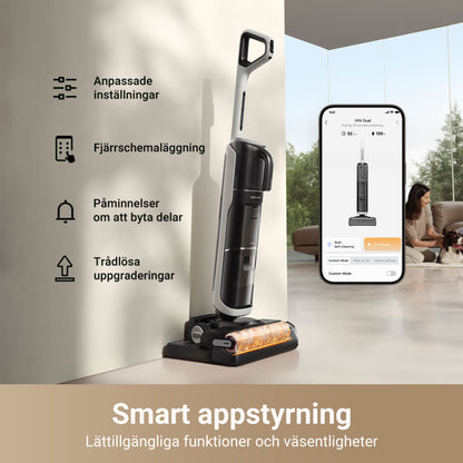 Dreame H14 DUAL ledningsfri støvsuger ved siden af smartphone med app, svensk tekst om smart støvsugning og selvrensende system.