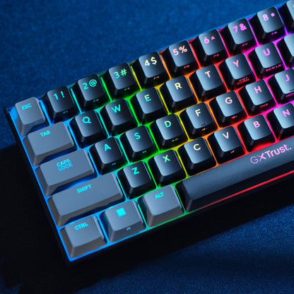 Trust Acira GXT867 60 kompakt mekanisk gamingtastatur med RGB-belysning i regnbuefarver, sorte taster.