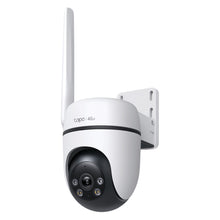 TP-Link Tapo C501GW udendørs 4G LTE kamera med sort linse, antenne, vægbeslag og infrarødt lys til natoptagelser.