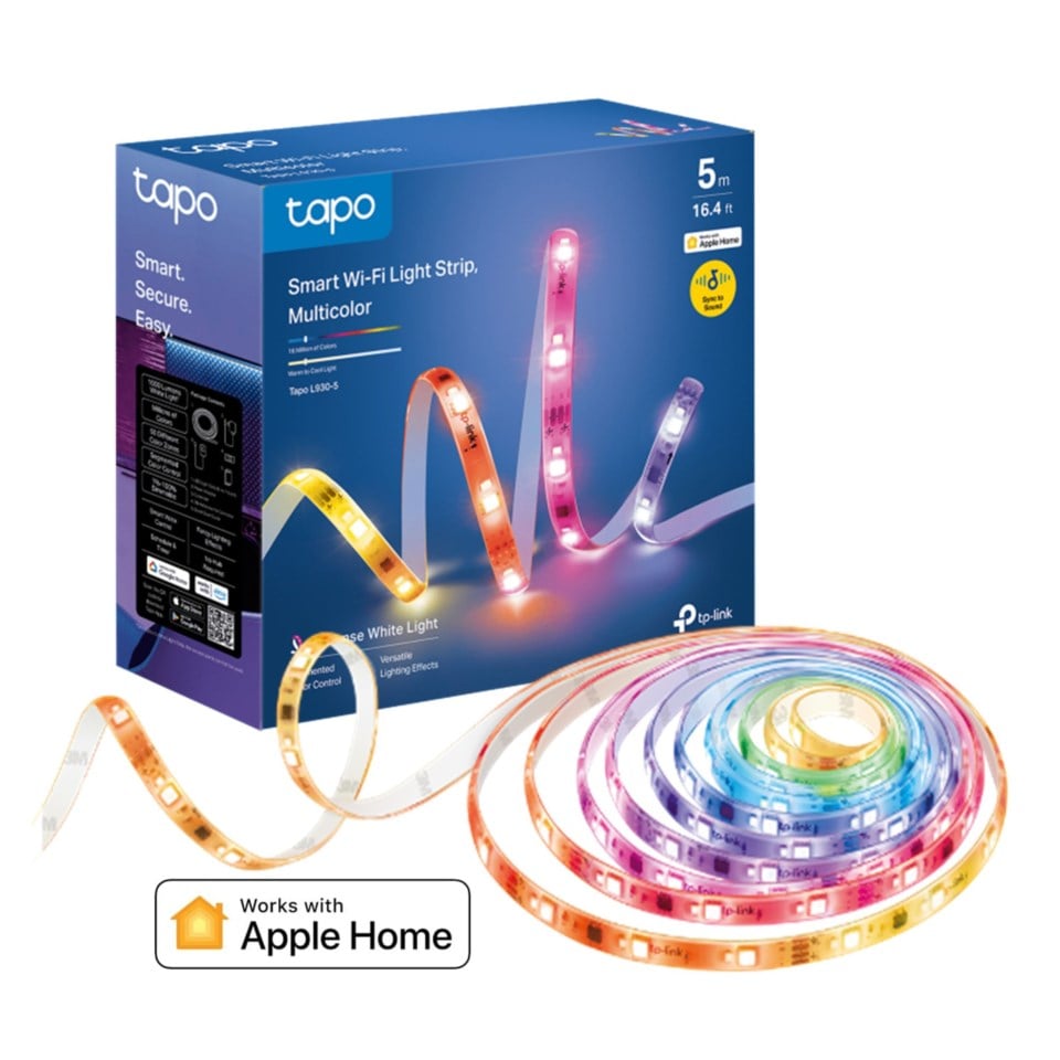 TP-Link Tapo L930-5 Smart Light Strip RGB 5 m sammenrullet ved emballage, lyser i flere farver, smart home-logo på boks.