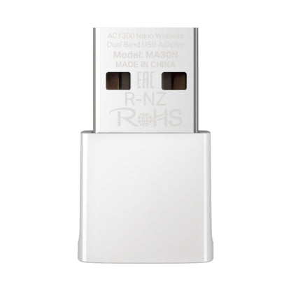 Mercusys MA30N AC1300 USB-netværksadapter med synligt USB-stik og modelinfo på fronten.