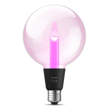 Philips Hue Lightguide G125 E27 LED-pære glob 500 lm, blød pink glød, sort base og sølvfatning.