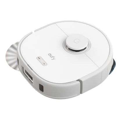 Eufy X10 Pro Omni hvid firkantet robotstøvsuger med runde kanter, topsensor, Eufy-logo, udluftning og knapper.