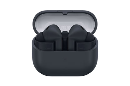 Samsung Galaxy Buds3 FE trådløse hovedtelefoner sorterer med aktiv støjreduktion i åben opladningsetui forfra.