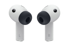 Samsung Galaxy Buds3 FE trådløse øretelefoner grå, sorte silikone øretipper, L og R mærke, aktiv støjreduktion.