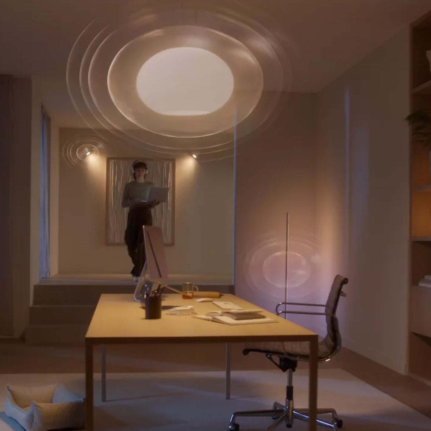 Philips Hue White  Color Ambiance GU10 Startpakke med Bridge Pro, varm smart belysning, loftmonteret lysspredning.