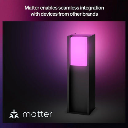 Philips Hue Turaco ude-pillelampe antracit, farverigt lys, Matter-logo nederst tv, tekst om Matter-integration foroven.