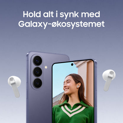 Samsung Galaxy-smartphone og Galaxy Buds4 hvid med aktiv støjreduktion, smartphone viser kvinde med høretelefoner.