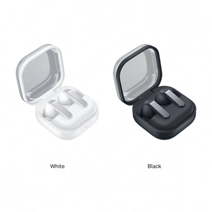 Samsung Galaxy Buds4 Pro trådløse ørepropper, aktiv støjreduktion, 24-bit Hi-Fi lyd, i hvide og sorte opladningsetui.