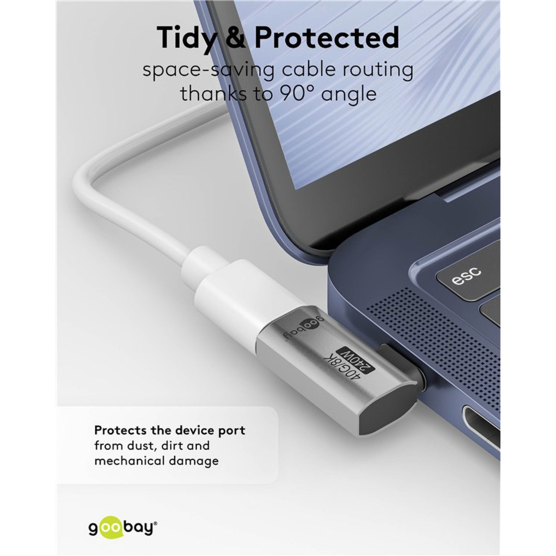 Goobay USB4 USB-C adapter med 90° horisontal vinkel, hvidt kabel til blå laptop, goobay logo nederst.