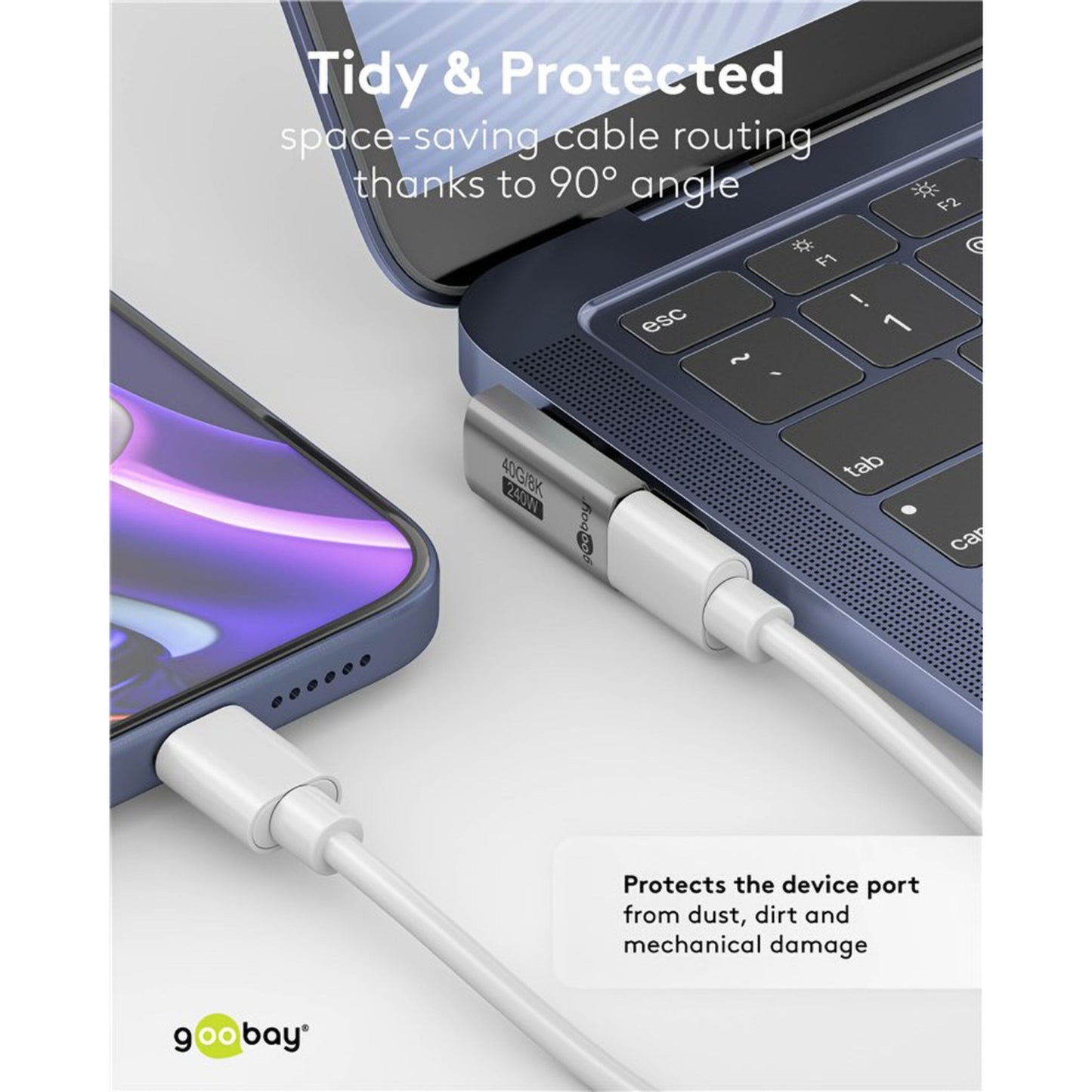 Laptop og smartphone forbundet med USB-C vinkeladapter 90° med USB4-understøttelse, stik synlige.