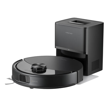 Roborock Q10 VF+ sorterer robotstøvsugere med matchende ladestation og selvtømmende dock.