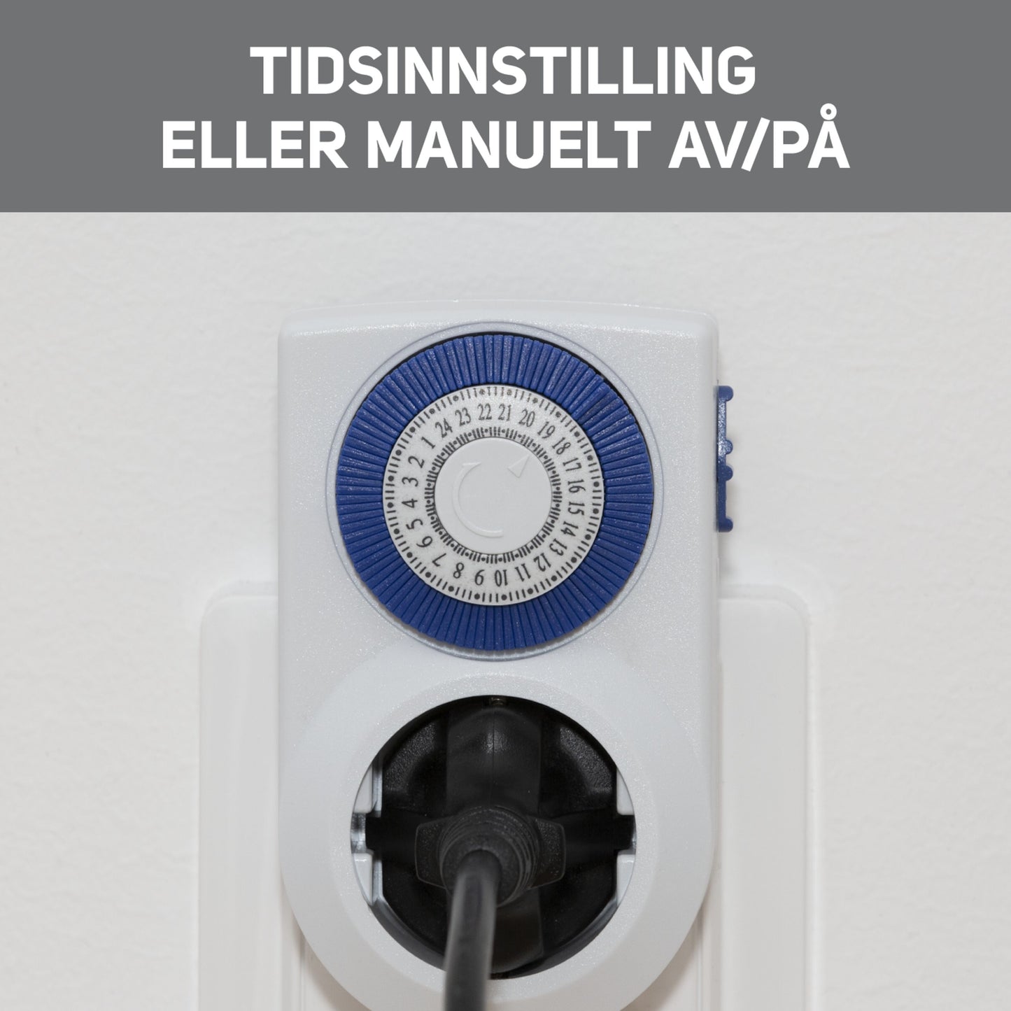 Luxorparts Timer 24 t med jord 2-pak i jordet stikkontakt, rund drejeskive ses, norsk tekst: TIDSINNSTILLING ELLER MANUELT AV/PÅ.