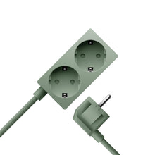 Sudio vægadapter GaN-opladning 30 W grøn med USB-port, kompakt design.