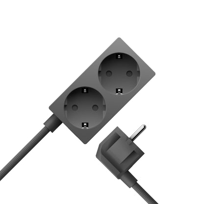 Sudio vægudtag GaN-opladning 30W sort, to runde EU-stik, vinklet stikprop, flettet kabel, USB-C port.