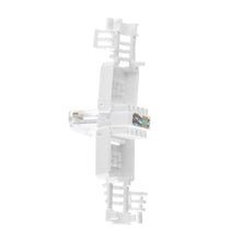 Luxorparts værktøjsfri RJ45-stik Cat. 6a, hvid plast, sideclips og kobberkontakter til Cat. 6a UTP netværkskabler.