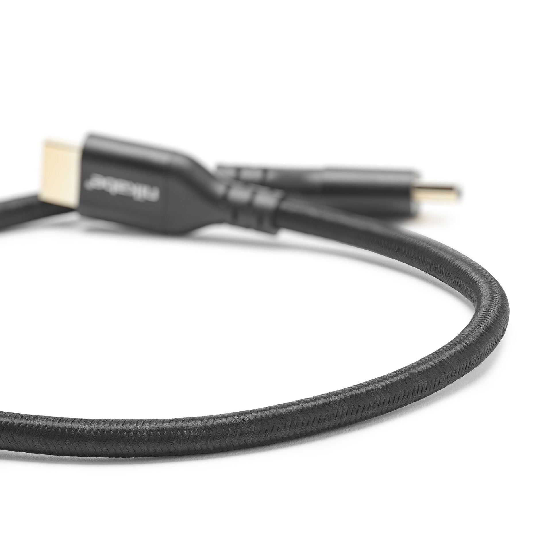 HDMI 2.1 kabel 0,5 m sort flet, guldbelagt stik, understøtter 8K/60 Hz, 4K/120 Hz og hastighed op til 48 Gb/s.