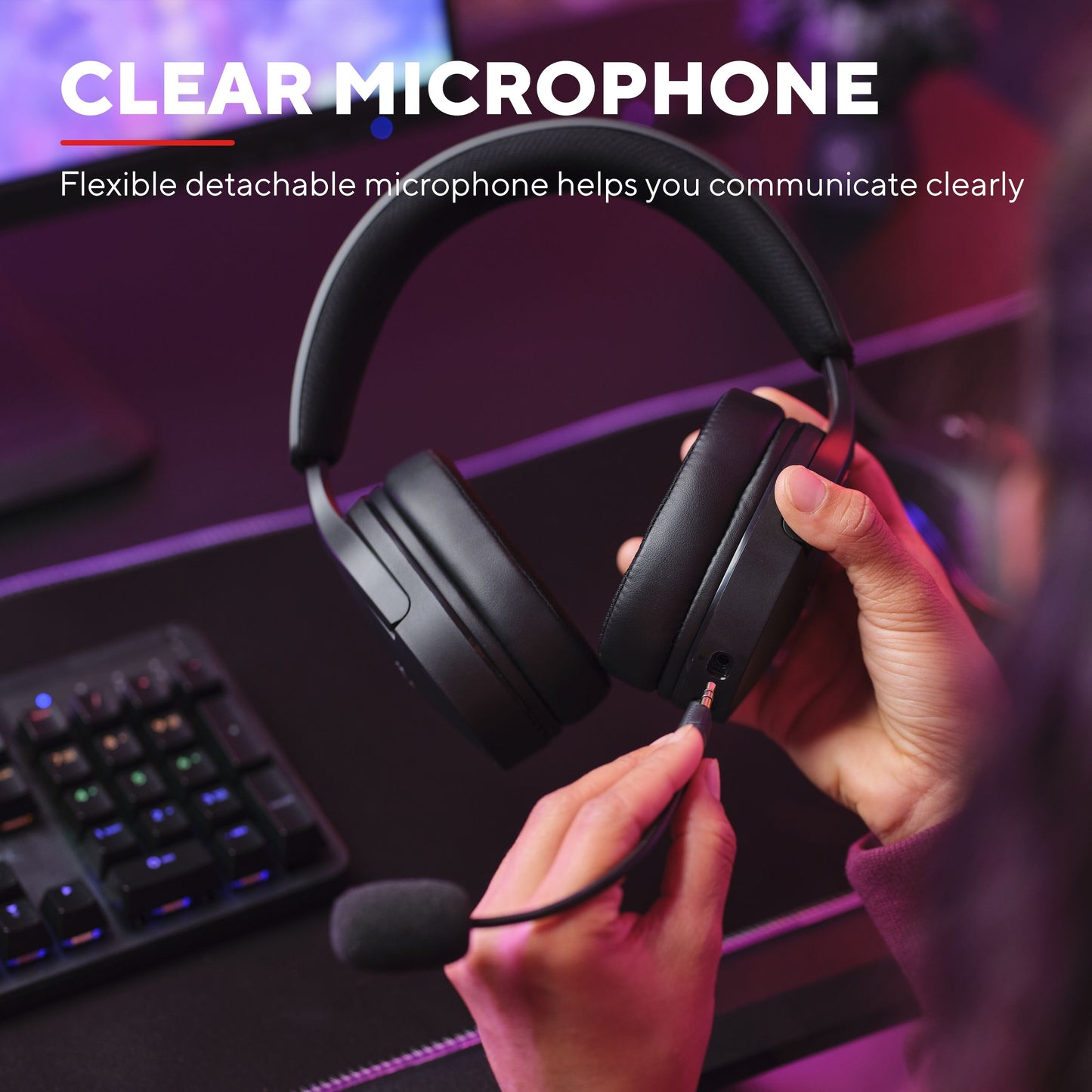 Trust GXT 489 Fayzo sort gaming-headset med aftagelig fleksibel mikrofon, tekst på skærm: Klar mikrofon.