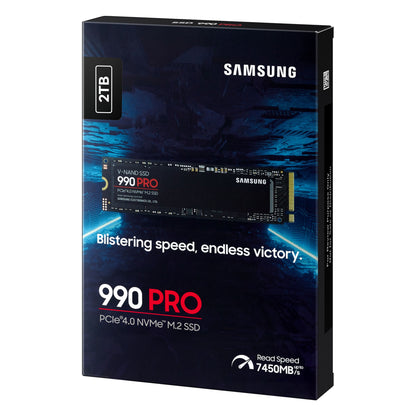 Samsung 990 PRO PCIe 4.0 NVMe M.2 SSD 2 TB boks med Samsung-logo og læsehastighed op til 7450 MB/s.