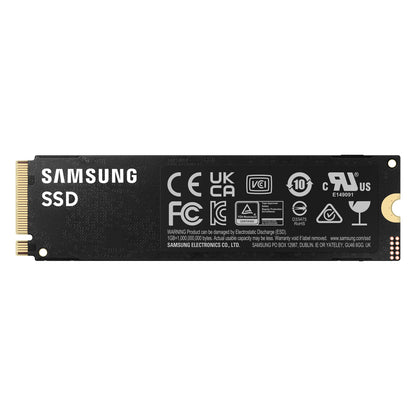 Samsung 990 PRO PCIe 4.0 NVMe M.2 SSD 4TB sort med printet label, certifikationslogoer og guldstik til venstre.
