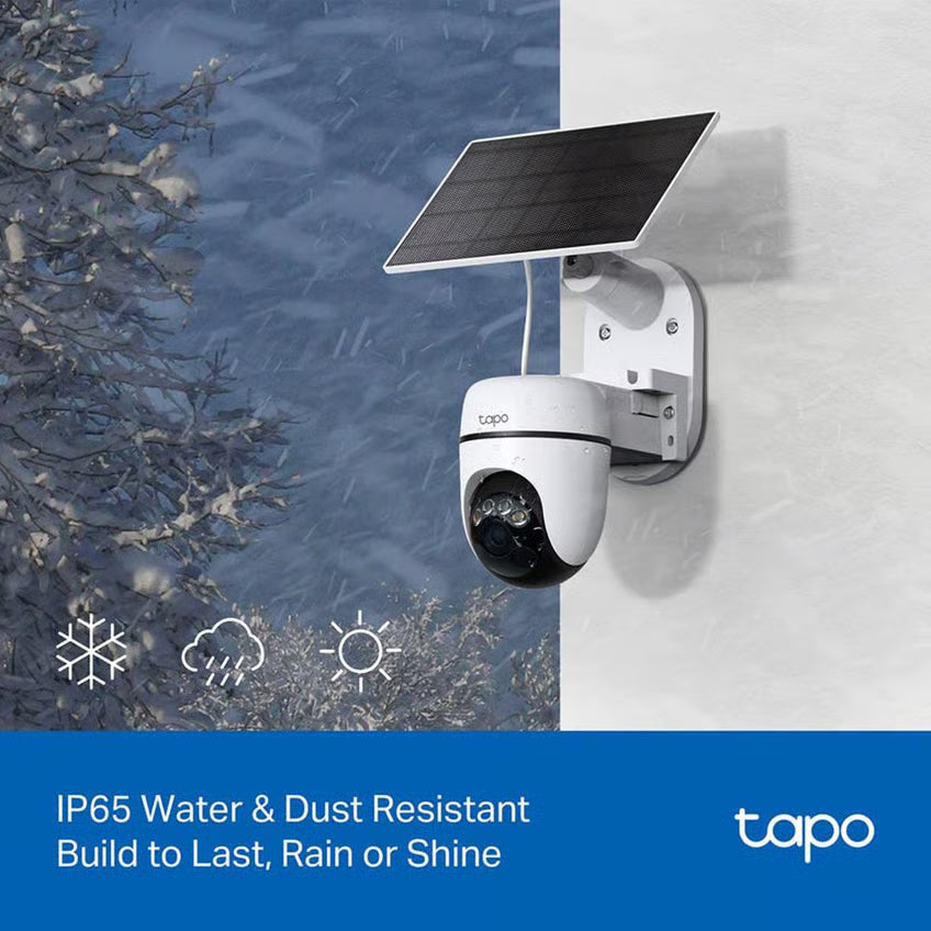 TP-LINK Tapo C610 solcelledrevet pan/tilt-overvågningskamera med solcellepanel, vægmonteret, ikoner for sne/regn/sky, tekst: IP65 vand- og støvafvisende.