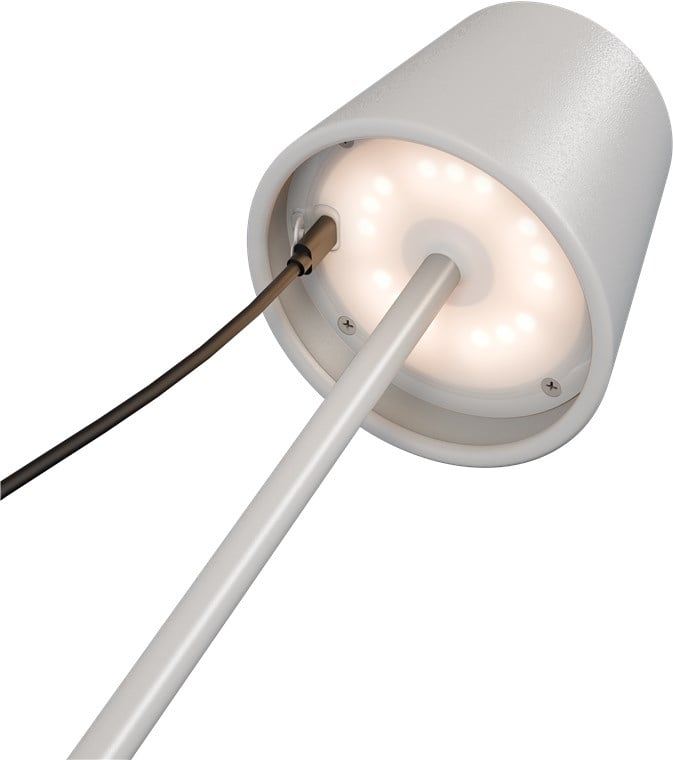 Goobay Trådløs LED-bordlampe RGBW hvid set nedefra med cirkulær LED-array og sort strømledning i basen.