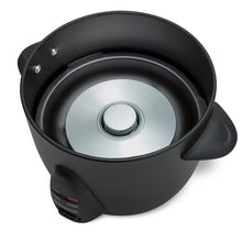 Champion Riskoger Mini Keramisk 0,6L sort uden låg og indergryde, synlig metalvarmeplade og to håndtag.