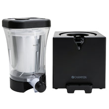 Champion Slush Ice Maskine 1L i sort ved siden af sort beholder med Champion-logo.