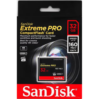 SanDisk Extreme PRO CompactFlash-hukommelseskort 32 GB med hastigheder på op til 160 MB/s, emballage med motiv af et kameralinse og røde, sorte og gule detaljer.