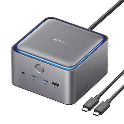 Anker Thunderbolt 5 Dockingstation 140W, metalfinish, blå topkant, flere USB-porte, lydstik, to USB-C kabler ved siden af.