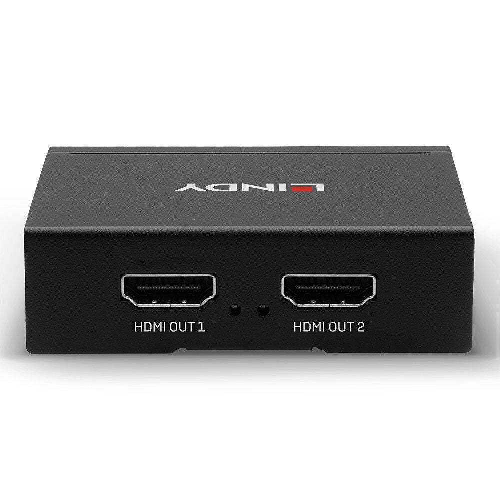 Lindy 2-Port HDMI 10.2G splitter i sort med to front HDMI-udgange mærket HDMI OUT 1 og HDMI OUT 2.