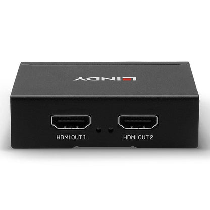 Lindy 2-Port HDMI 10.2G splitter i sort med to front HDMI-udgange mærket HDMI OUT 1 og HDMI OUT 2.