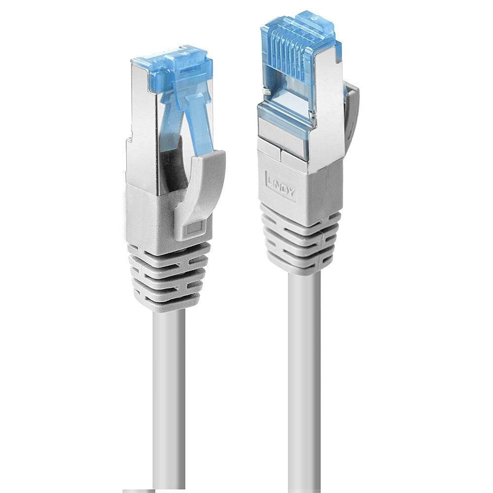 Lindy Cat 6A S/FTP netværkskabler 0,5 m grå med klare og blå clips, understøtter 10 Gigabit Ethernet.